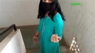 मुस्लिम दोस्त की बीबी से सम्भोग की डर्टी इंडियन सेक्स वीडियो