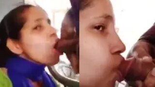 क्लासरूम में ब्लोजॉब देती हुई स्टूडेंट अपने टीचर को